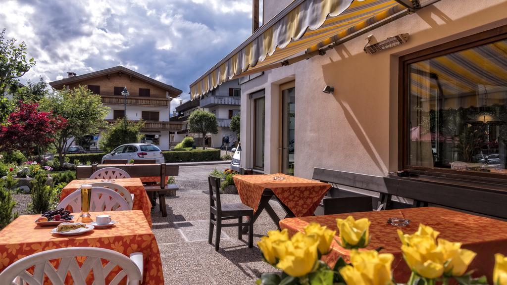 Hotel Moritz Dobbiaco Exterior foto